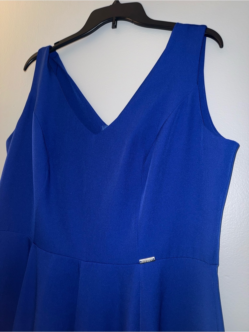 Numoco Elegant V-Neck Royal Blue Maxi Dress - Picture 2 of 6